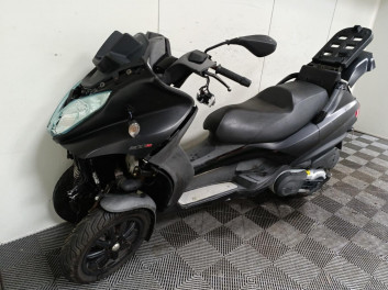 PIAGGIO MP3 500