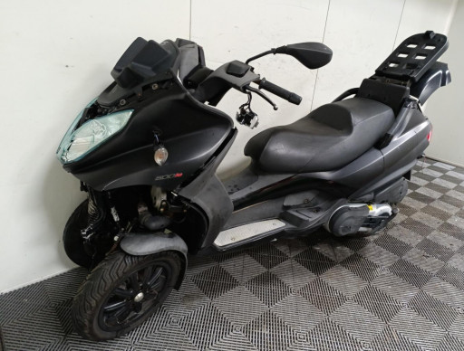 PIAGGIO MP3 500
