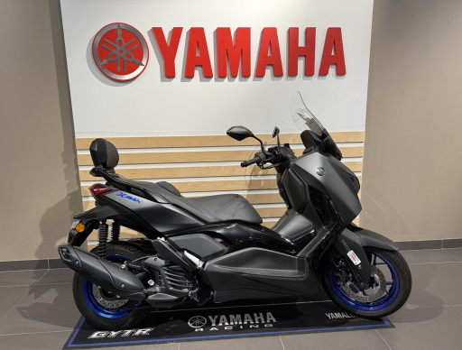 YAMAHA XMAX 125