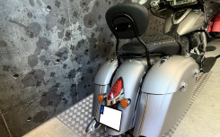 INDIAN CHIEFTAIN 1811 VANCE & HINES