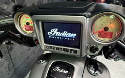 INDIAN CHIEFTAIN 1811 VANCE & HINES