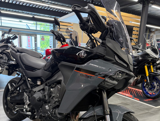 YAMAHA TRACER 9 Y-AMT