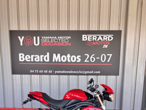 TRIUMPH SPEED TRIPLE 1050