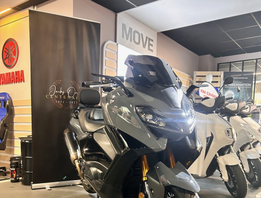 YAMAHA XP T-MAX 560 TECH MAX POWER GREY