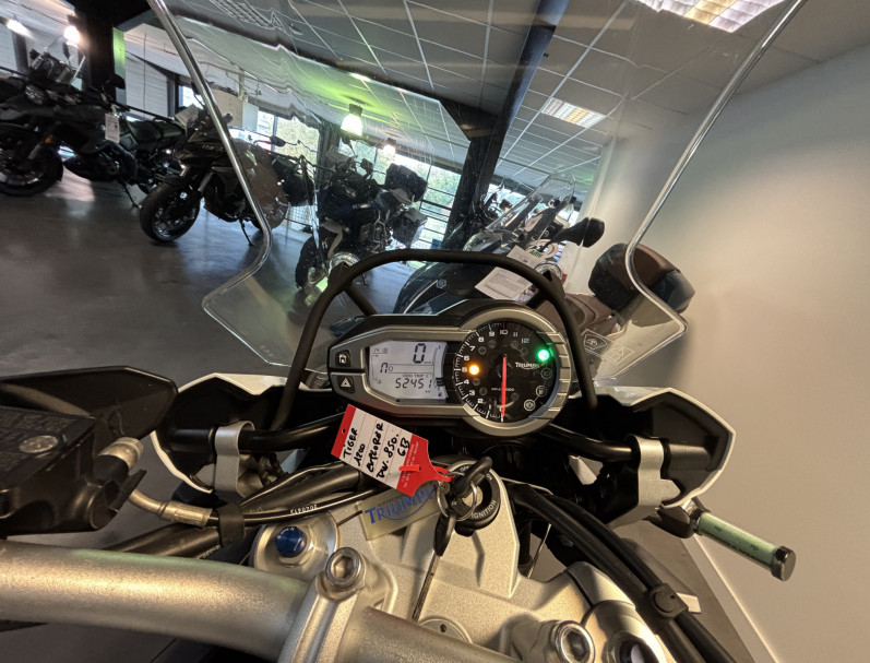 TRIUMPH TIGER 1200 EXPLORER