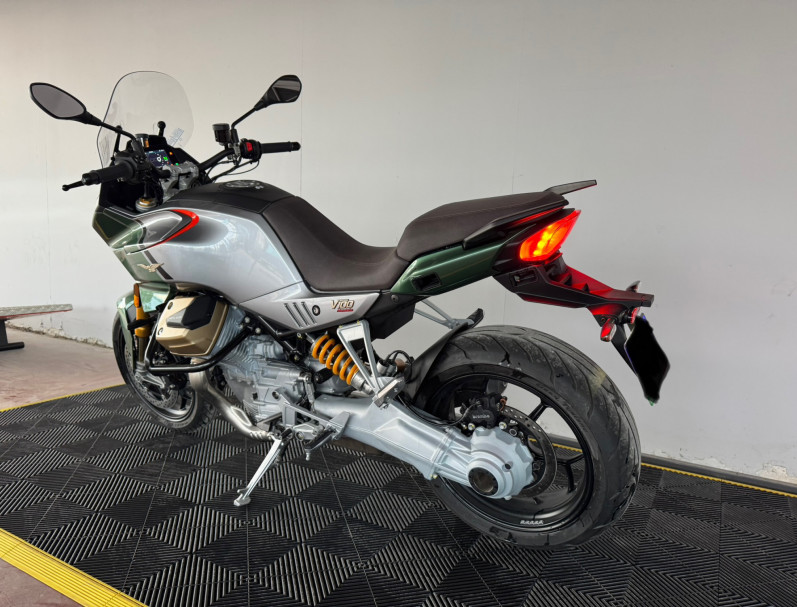 MOTO GUZZI V100  MANDELLO S