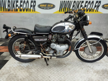 KAWASAKI 650 W1 (62984)