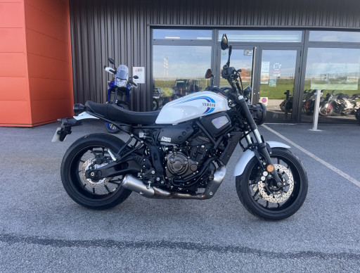 YAMAHA XSR 700