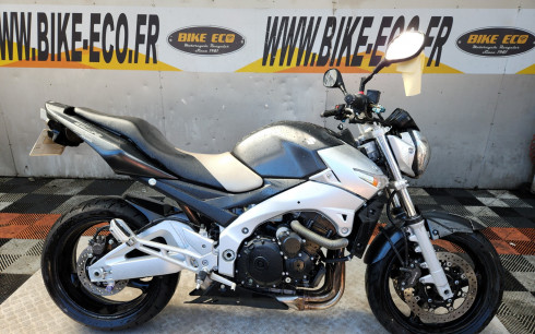 SUZUKI 600 GSR ACCIDENTEE pour GARAGE ou EXPORT (REF 62344)