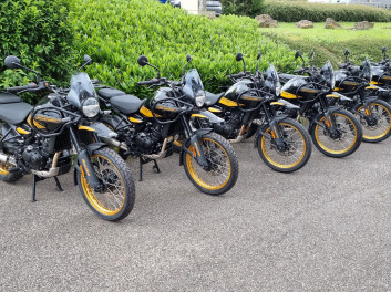 ROYAL ENFIELD HIMALAYAN 450 MOTORS 54 