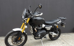 TRIUMPH SCRAMBLER 1200 XE