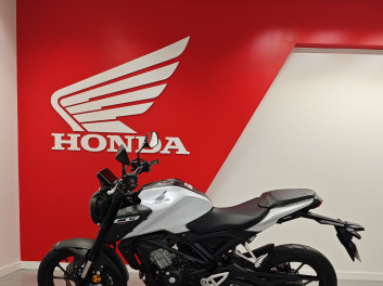 HONDA CB 125 R