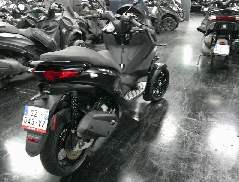 PIAGGIO MP3 310 HPE 2024 9400KM