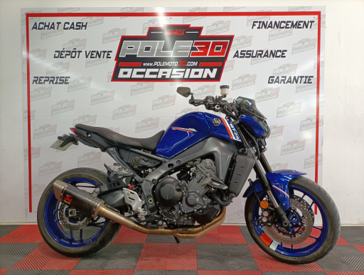YAMAHA MT-09 (186€/mois*) (garantie 1 an)