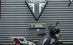 MOTO GUZZI V85 STRADA
