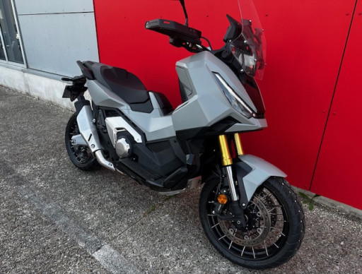 HONDA X-ADV 750 2025