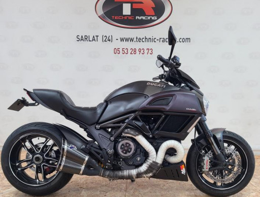 DUCATI DIAVEL Carbone edition