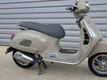 VESPA GTS 310 comme neuf