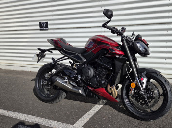 TRIUMPH STREET TRIPLE 765 RS
