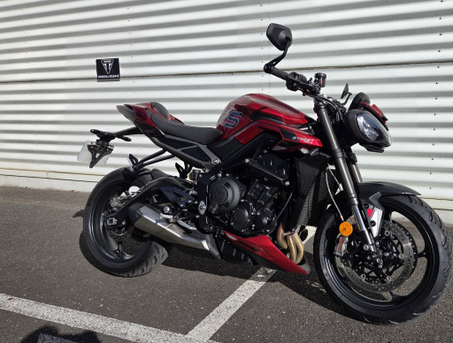 TRIUMPH STREET TRIPLE 765 RS