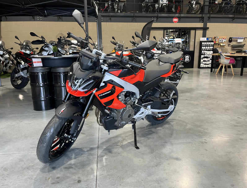 APRILIA TUONO 457