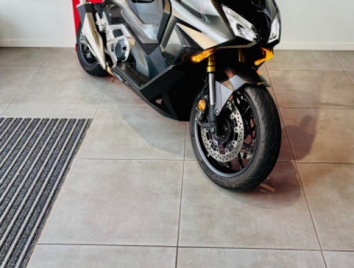 HONDA FORZA 750