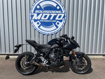 SUZUKI GSX-8S A2