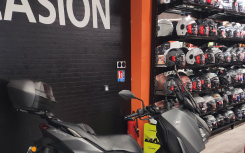 YAMAHA X-MAX 125