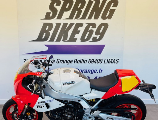 YAMAHA XSR 900 GP