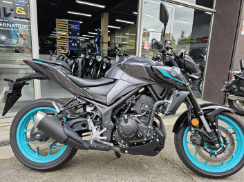 YAMAHA MT-03