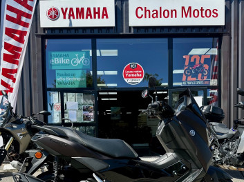 YAMAHA NMAX 125 TECH MAX
