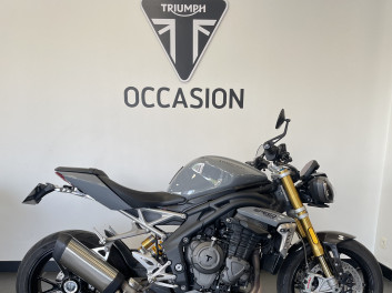 TRIUMPH SPEED TRIPLE 1200 RS