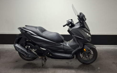 HONDA FORZA 125