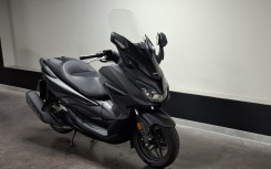 HONDA FORZA 125