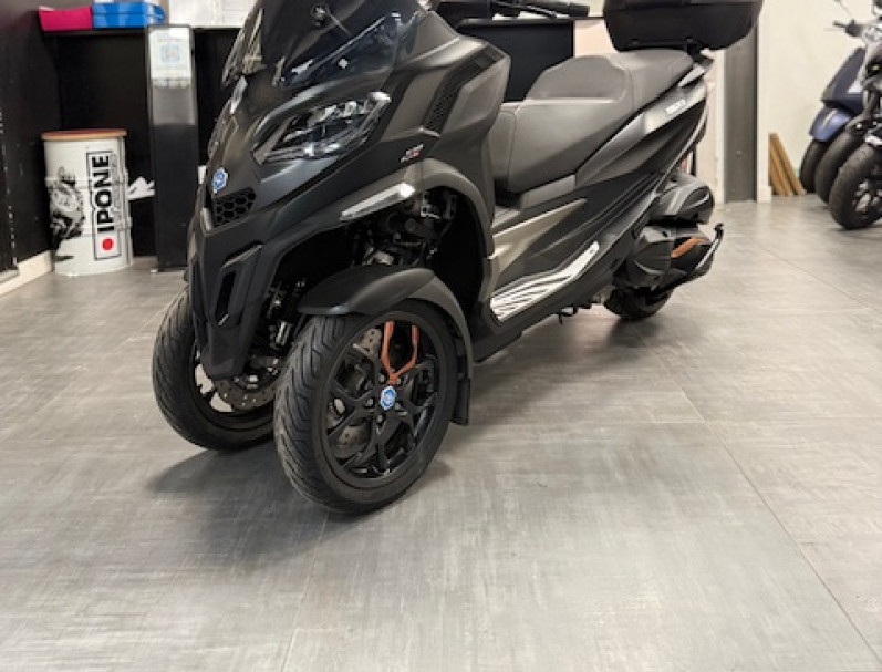 PIAGGIO MP3 530 HPE EXCLUSIVE