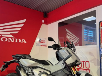 HONDA X-ADV 750 A2
