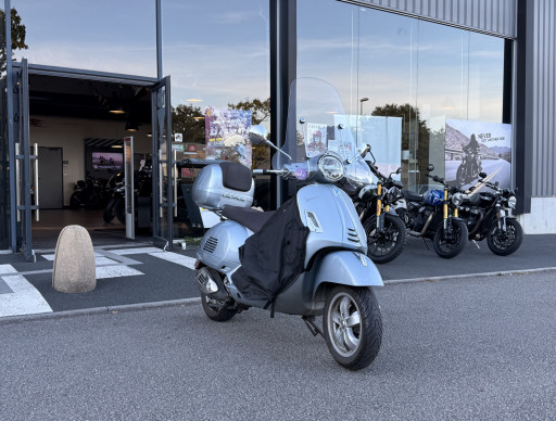 PIAGGIO GTS 300