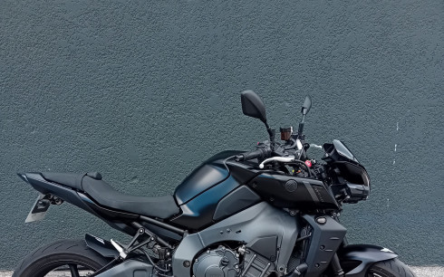 YAMAHA MT-10