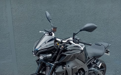 YAMAHA MT-10