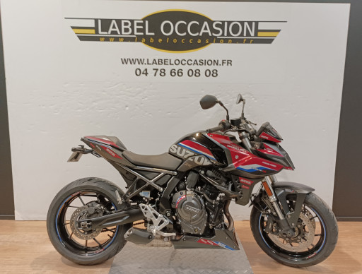 SUZUKI GSX 8S