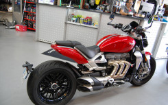 TRIUMPH ROCKET 3 R