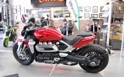 TRIUMPH ROCKET 3 R