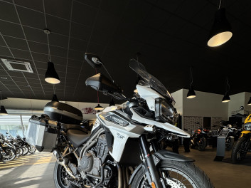 TRIUMPH TIGER 1200 EXPLORER XCA 