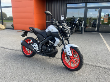 YAMAHA MT-125