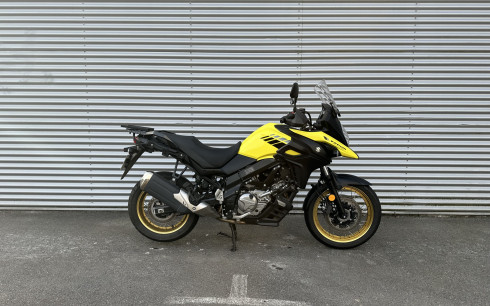 SUZUKI DL V-STROM 650XT 1ERE MAIN 