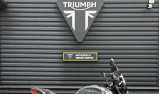 TRIUMPH TRIDENT 660