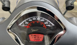 VESPA GTS 300 SPORT GRIS MAT 1ER MAIN 