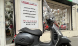 VESPA GTS 300 SPORT GRIS MAT 1ER MAIN 