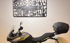 TRIUMPH TIGER 800