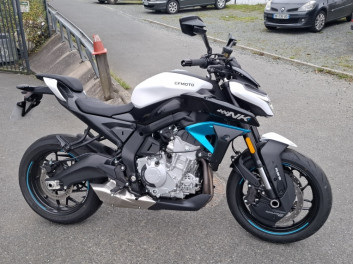 CF MOTO CF 675 NK